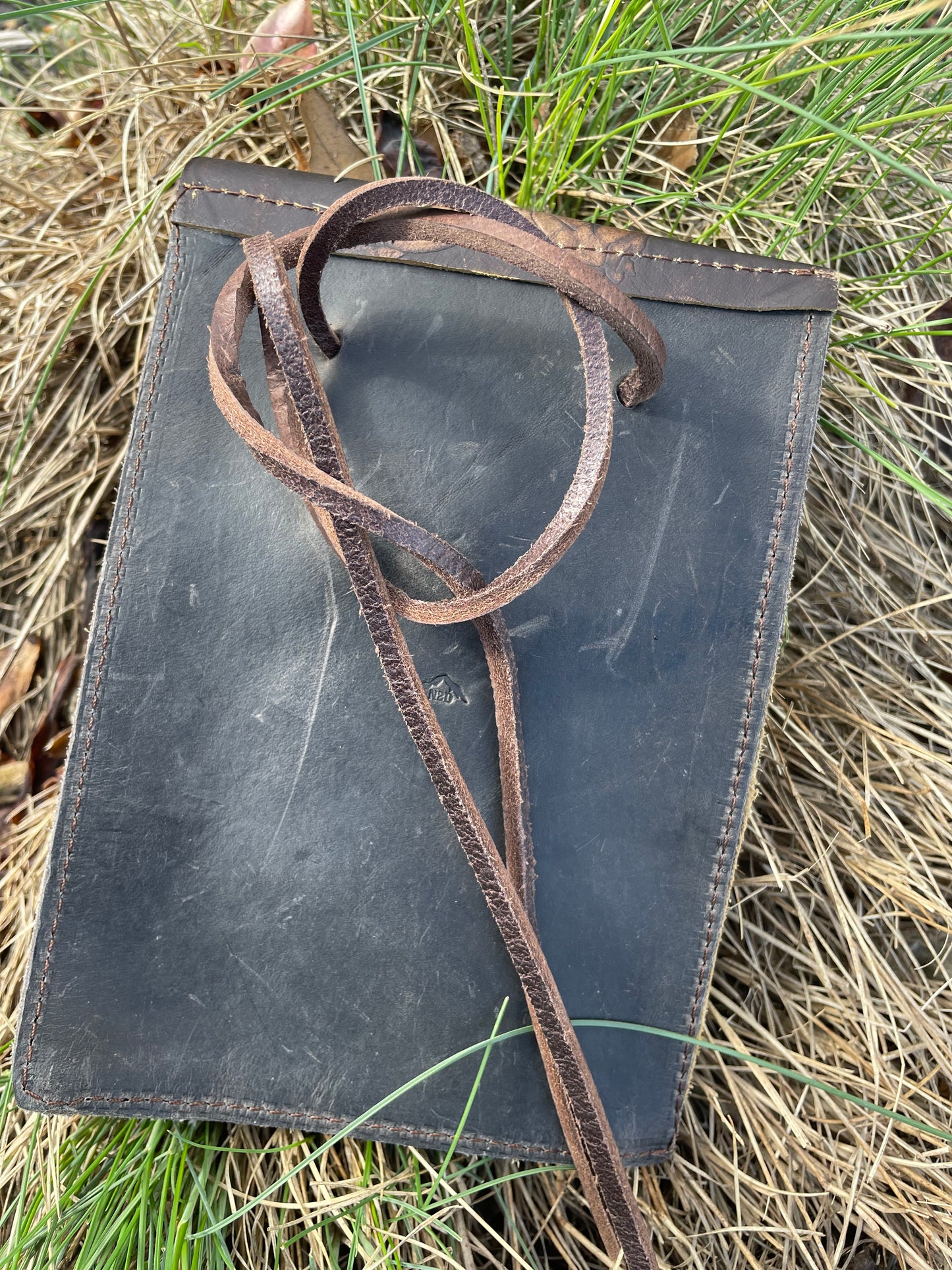 Small Saddle Pouch