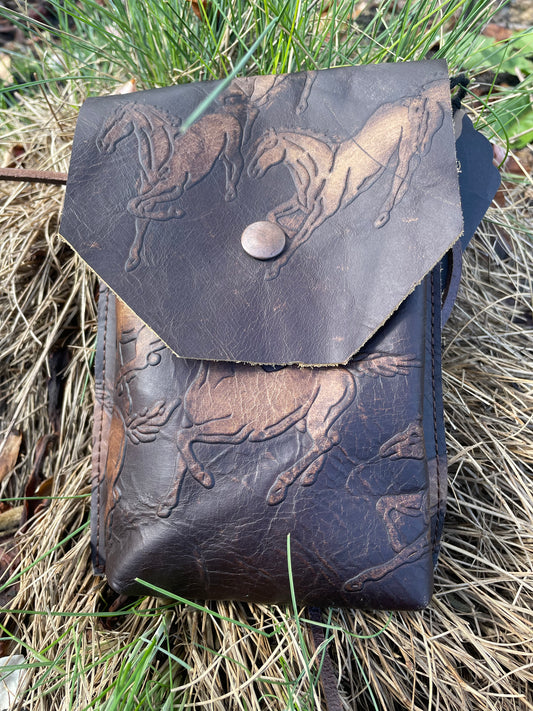 Small Saddle Pouch